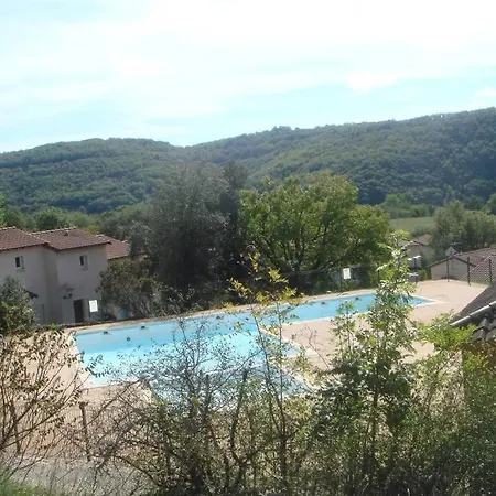 Location Maison A 46160