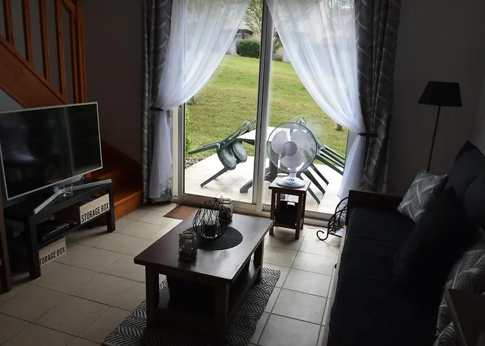 Дом отдыха Location Maison A 46160 *